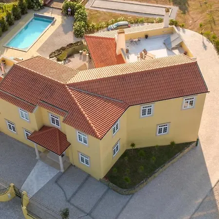 Casa Pedra Nobre Bed & Breakfast Nadadouro